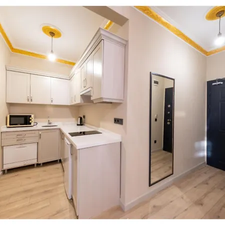 Taksim Aparthotel 4*